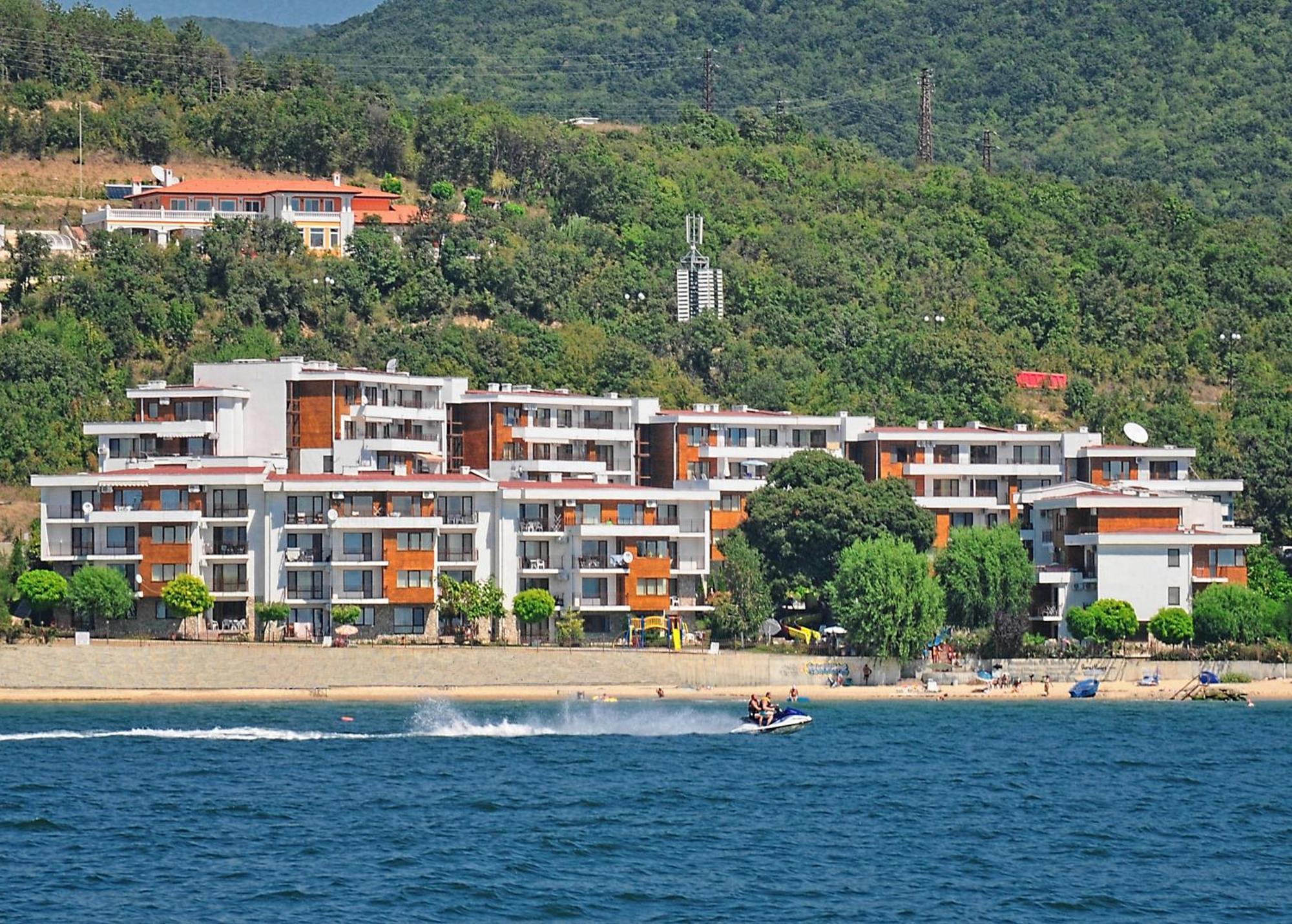 Messambria Beach Apartments Sveti Vlas Eksteriør billede
