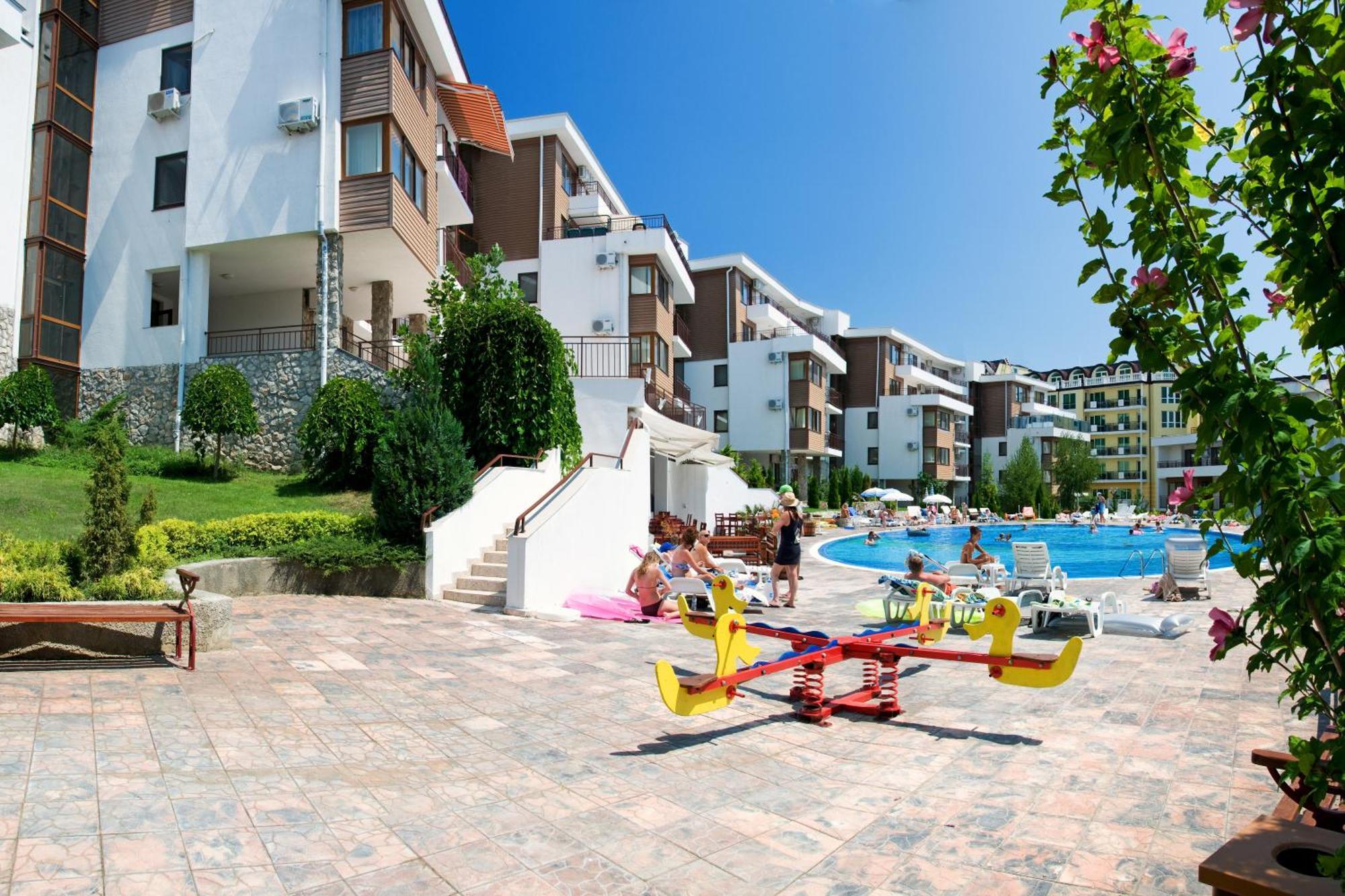 Messambria Beach Apartments Sveti Vlas Eksteriør billede